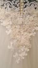 Load image into Gallery viewer, MARIA Suknia Ślubna / Wedding Dress